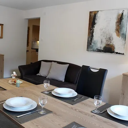 Haus Les Melezes C 아파트